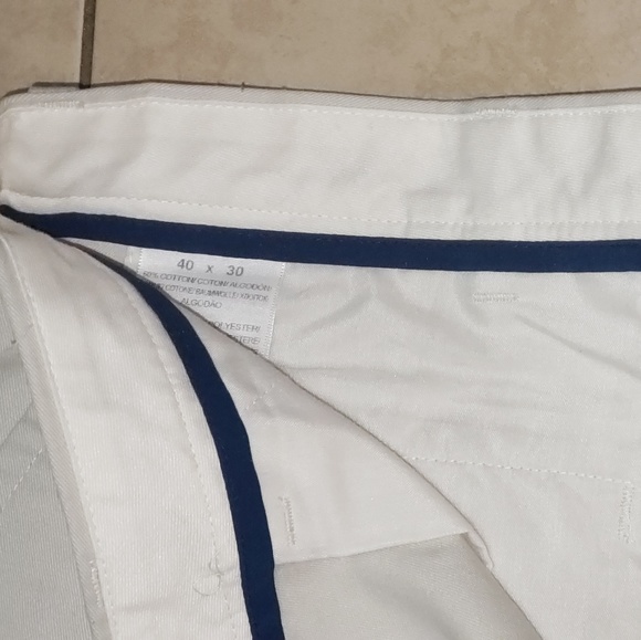 Men's Dockers pants 40x30 - Picture 2 of 3